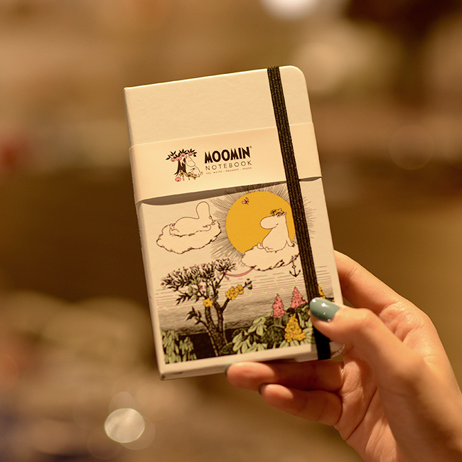 姆明笔记本-云端风光